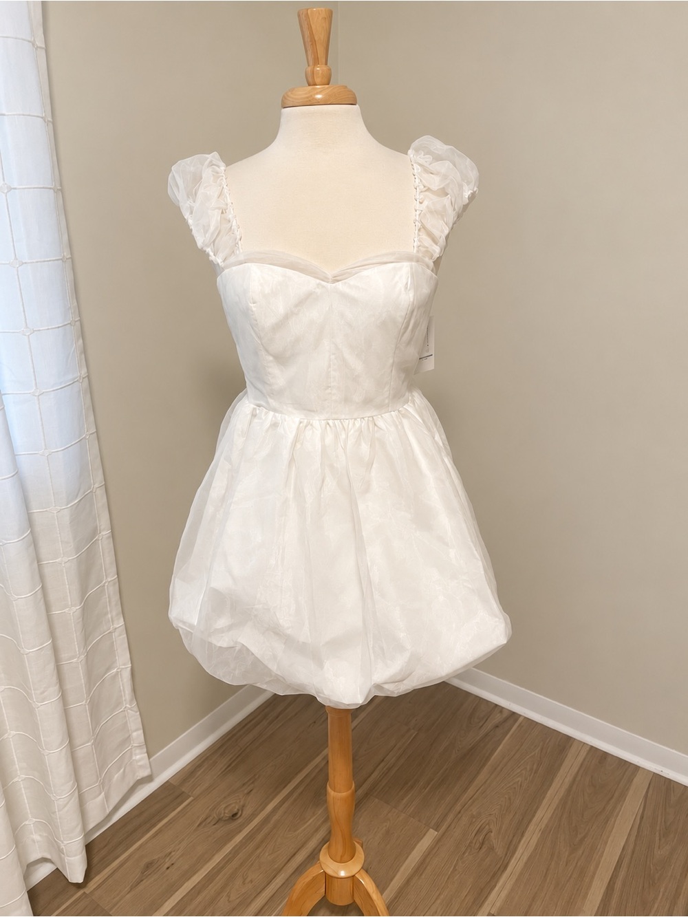 Amanda Uprichard White Mini Dress Size Small NWT Bridal